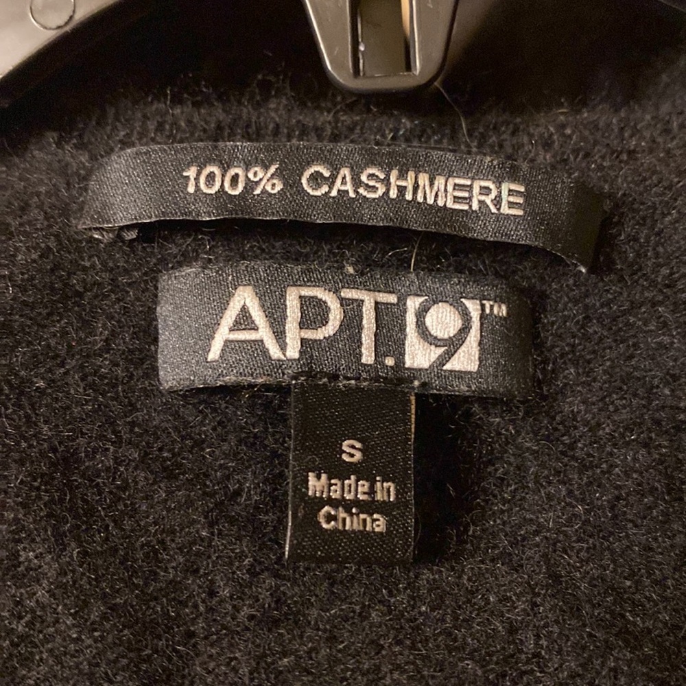 APT 9 Size S 100% Cashmere Argyle Sweater - Picture 3 of 8